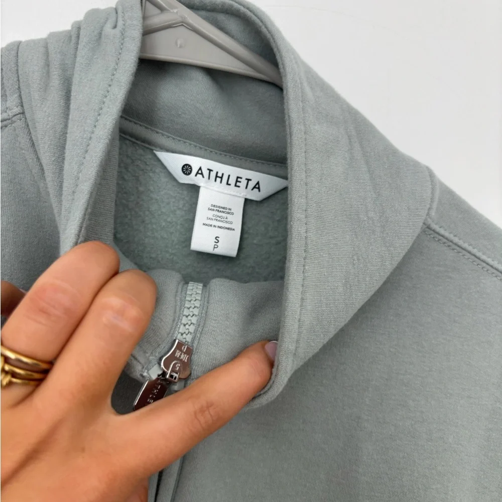 Athleta Forever Fleece 1/4 Zip Sweatshirt - Picture 4 of 5